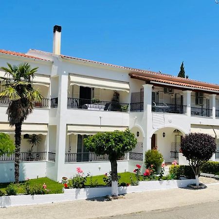 Villa Deza Έρμονες Εξωτερικό φωτογραφία